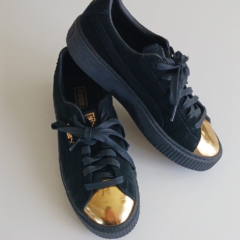 Puma Black Suede Sneakers with Gold Metallic Toe Size 9.5